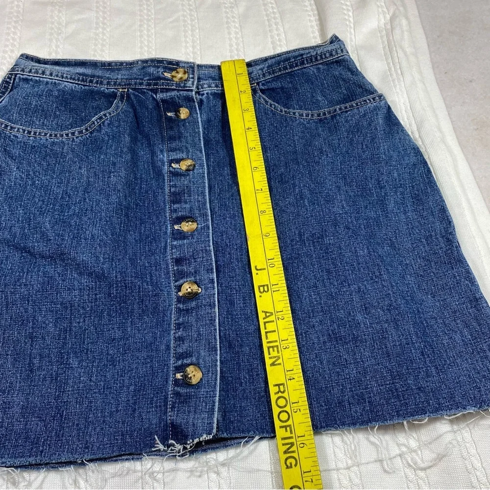 Gloria Vanderbilt Jean Mini Skirt Frayed Hem size 12 Button Down Skirt